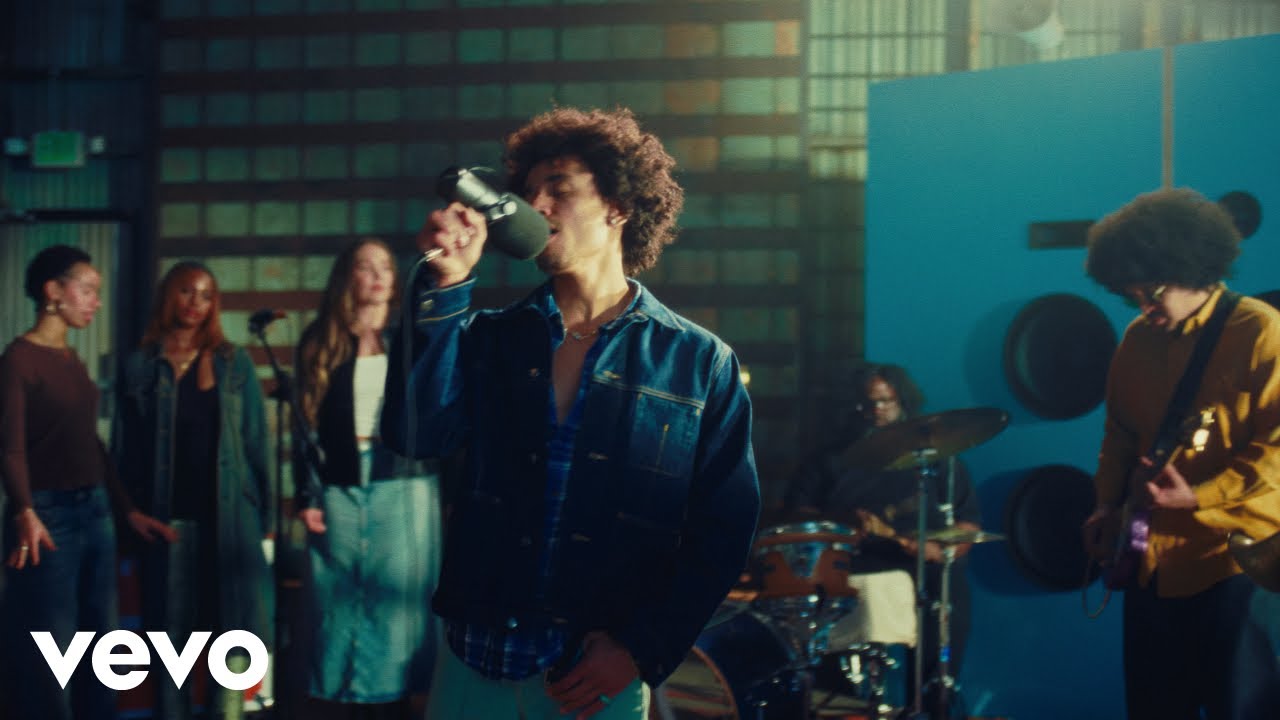 Leven Kali - Are U Still (Live)