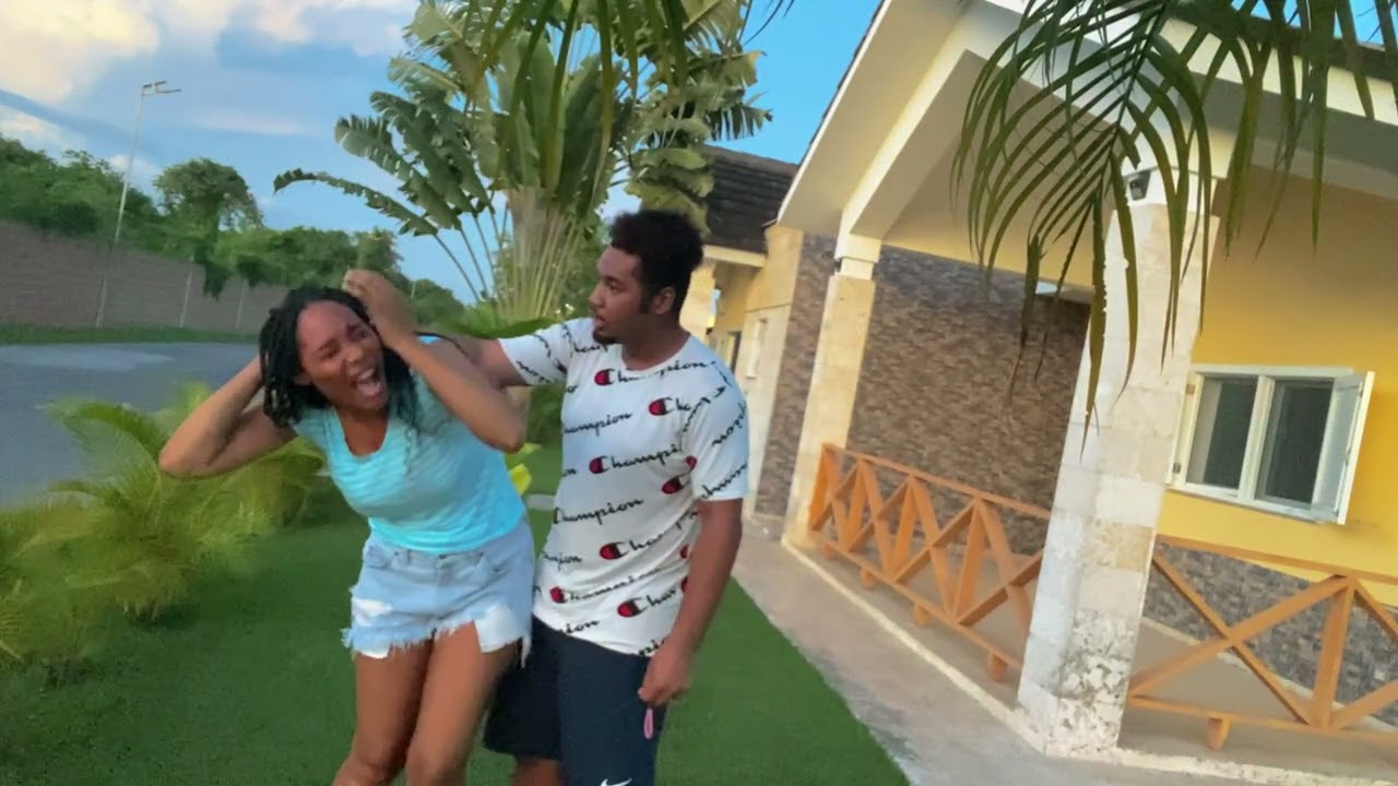 guyss c deside mwen kite ak Eduard paskel bat mwen anpil koz yon fanatik ekrim li tire