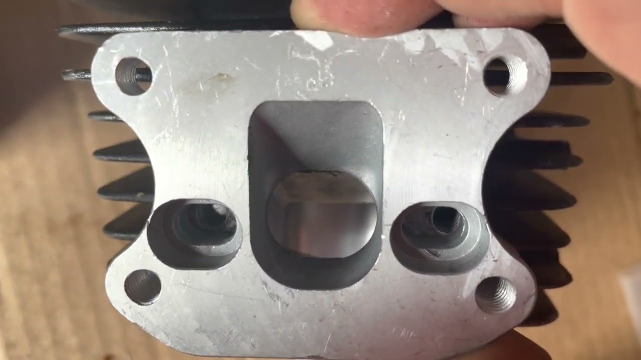 Will reed valves, a windowed piston, and a bigger carb give your motorized bike more power? #4