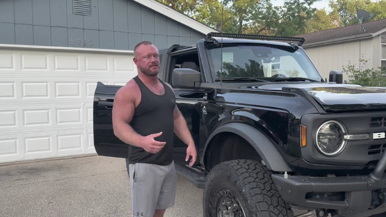 How to Install Roof Light Bar on '21-'24 Bronco - Rough Country (50in)