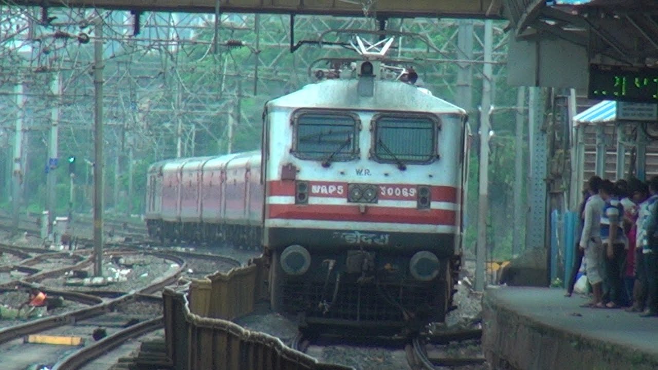 3 Cracking Rajdhani Express Trains Devastating Dadar (Busiest Railway Station in India)