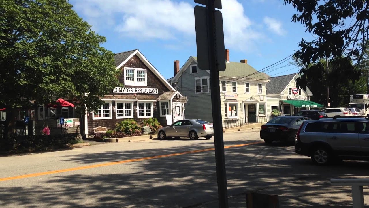 195 Things: Little Compton Town Commons is an example of old New England