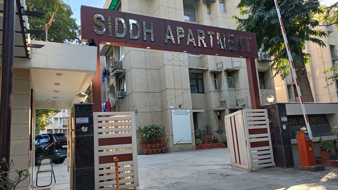 2bhk flat 3rd for sale (siddh apartment) IP extension patparganj delhi 92 #ipextension #patparganj