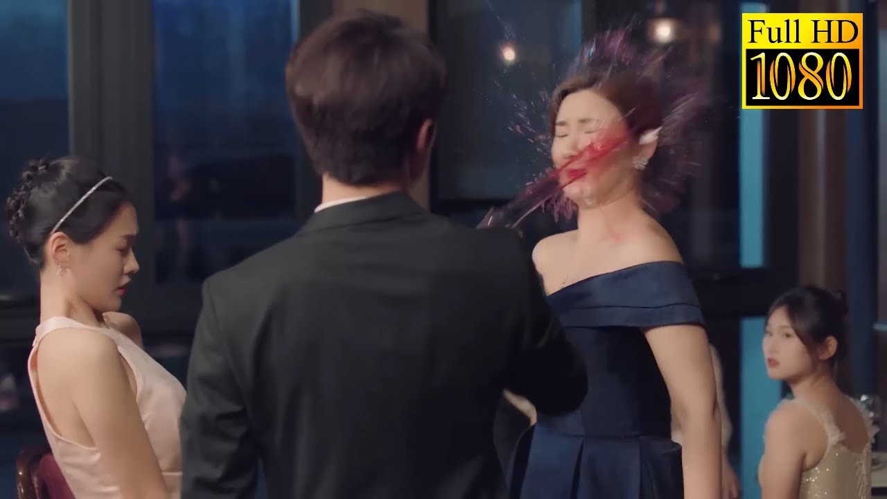 На вечеринке над Золушкой издевались, генеральный директор прямо облил хитрую женщину красным вином!