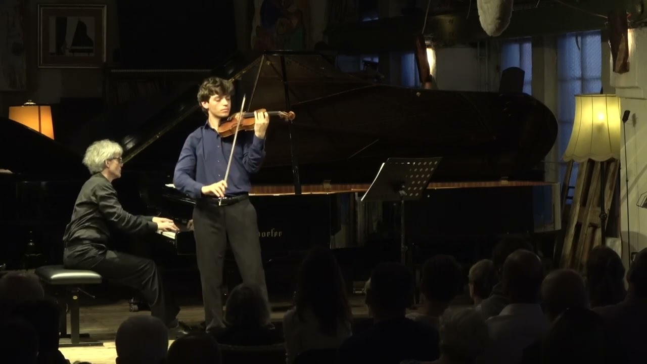 Ariel Pawlik-Zwiebel (17) - Tchaikovsky "Valse scherzo"