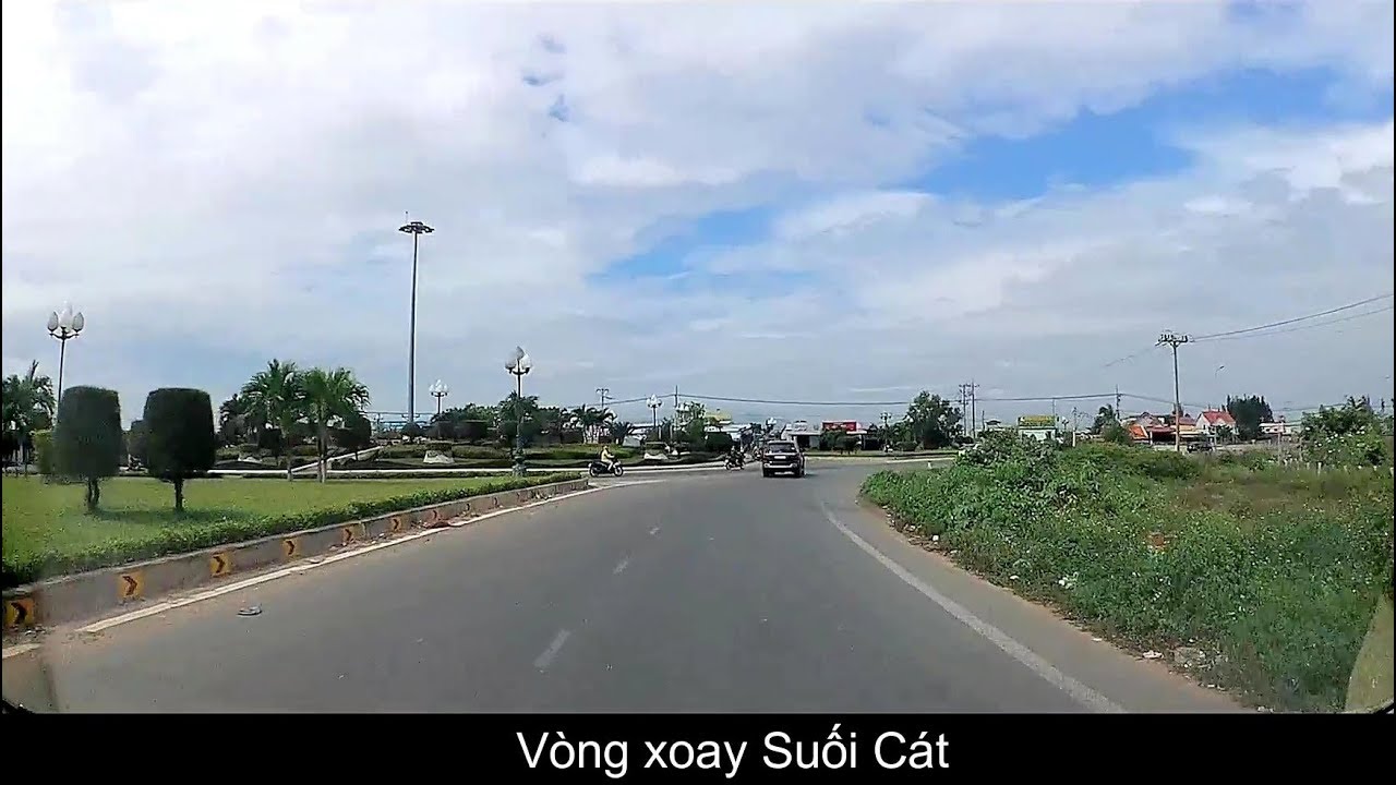 Từ Đồi Cát Bay (Mũi Né) đến vòng xoay Suối Cát (QL1A, Phan Thiết) - 30km