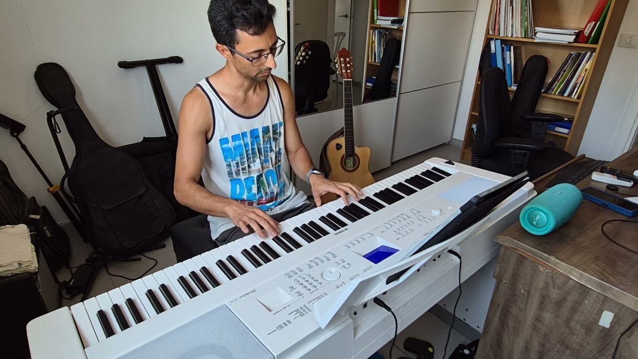 אהבה   אושר כהן - גרסת פסנתר - משה אברהמי (קאבר)