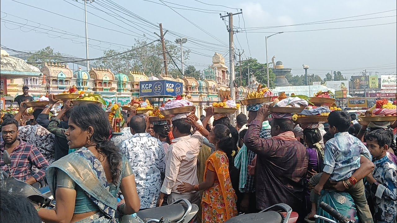 రాజమండ్రి వీరభద్రుని సంబరాలు. పుష్కర ఘాట్ లో 