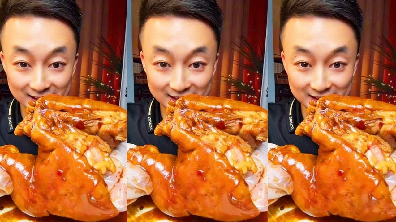 The melt-in-your-mouth tender and juicy braised pork trotters are so addictive!