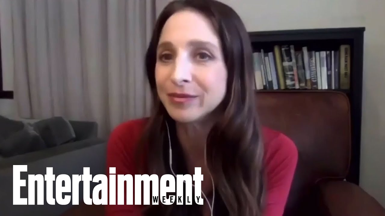 Marin Hinkle Was Reborn Shooting &lsquo;Marvelous Mrs. Maisel&rsquo; In Paris | PeopleTV | Entertainment Weekly