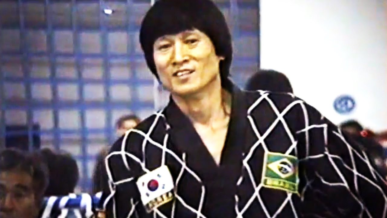 Mestre YONG MIN KIM (1992) TAEKWONDO (video by CHRISTIANNY PAIVA LIMA) FORTALEZA CEARÁ academia ATC