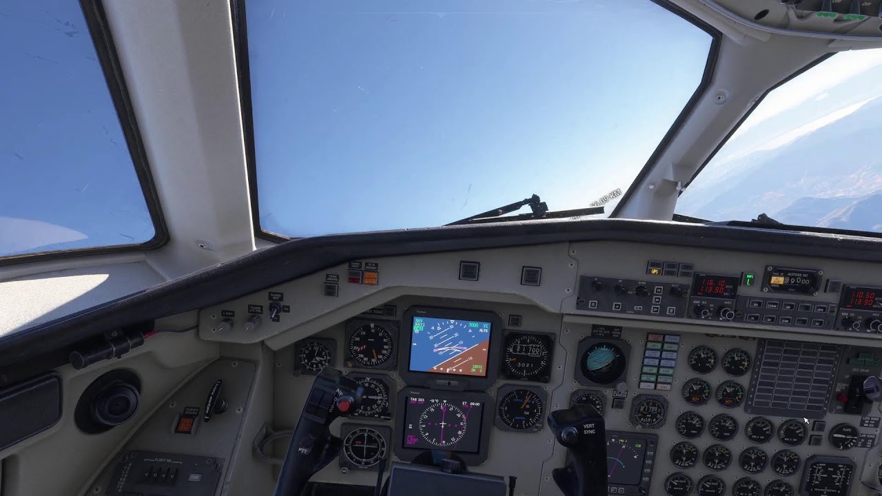 Around the World Career Club ✈️Arrived Empty-Handed. Left with a Saab 340.