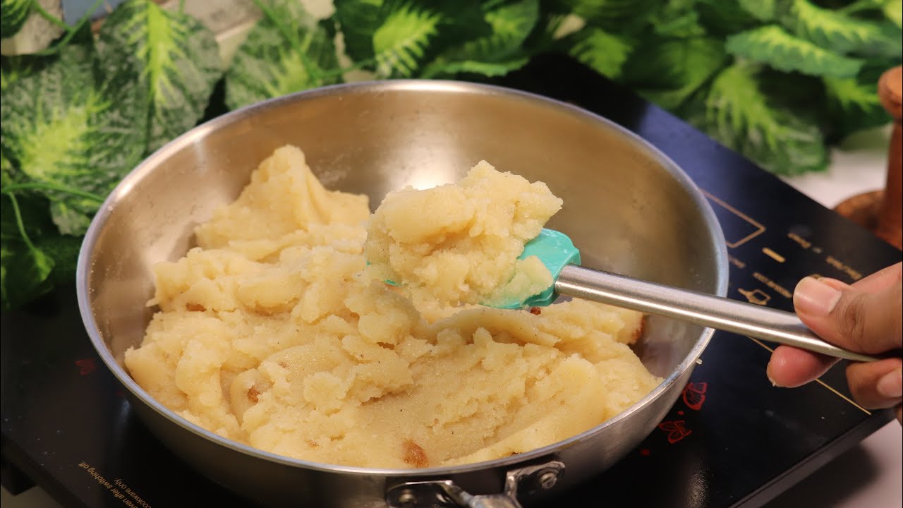 कापसासारखा मऊसूत रव्याचा शिरा | योग्य प्रमाण व सोपी पद्धत | Easy Rava Sheera Recipe