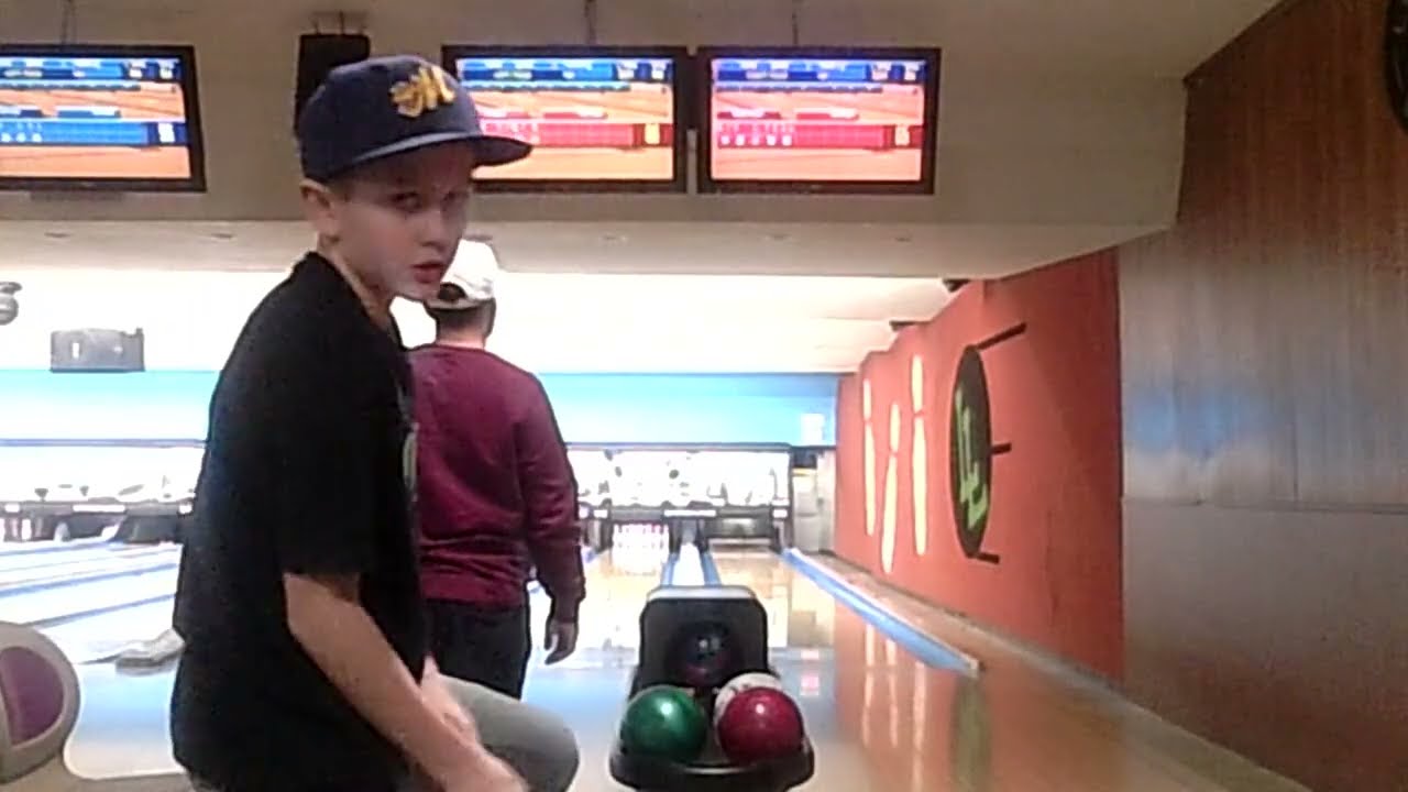 Bowling Challenge 4 Game Match Play (chill bowling ASMR)