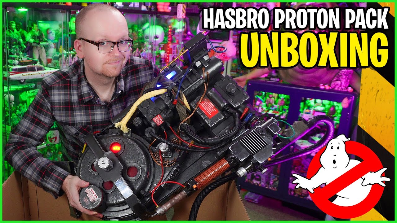 Распаковка набора Spengler's Proton Pack из серии Ghostbusters Plasma от Hasbro