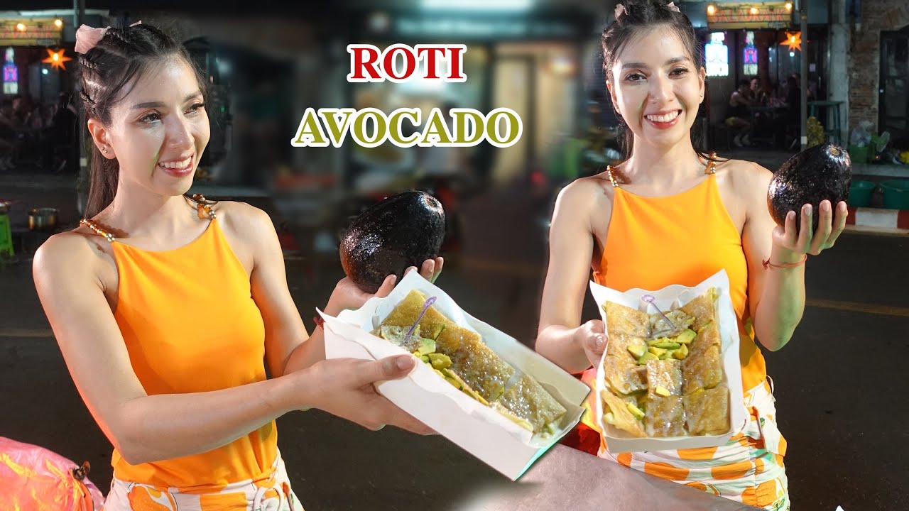 Roti Lady Making Avocado Roti Limited - time menu near Sala Deang BTS Station Bangkok street food