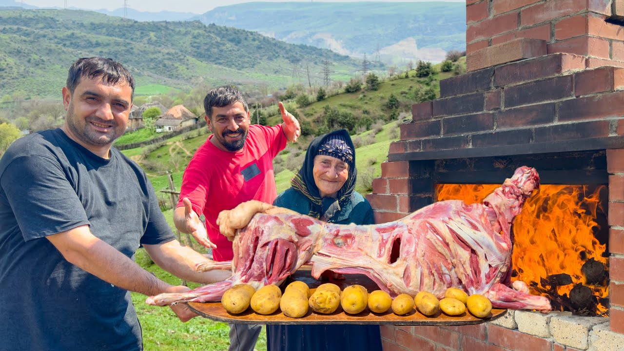 Delightful Taste of Rural Life: Cooking a Whole 20kg Lamb in a Remote Mountain Village