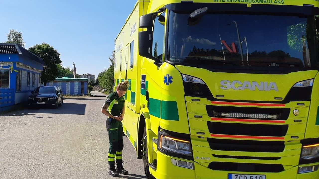 Ambulance Ride Along #10 with the 18 tons Mobil Intensive Care Unit. Stockholm, Sweden.