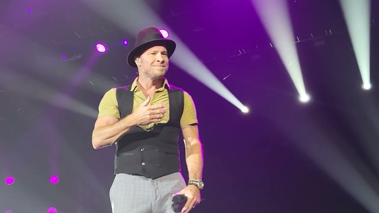 Drowning - (Upclose Video) Backstreet Boys DNA World Tour Manila, Philippines. 2023