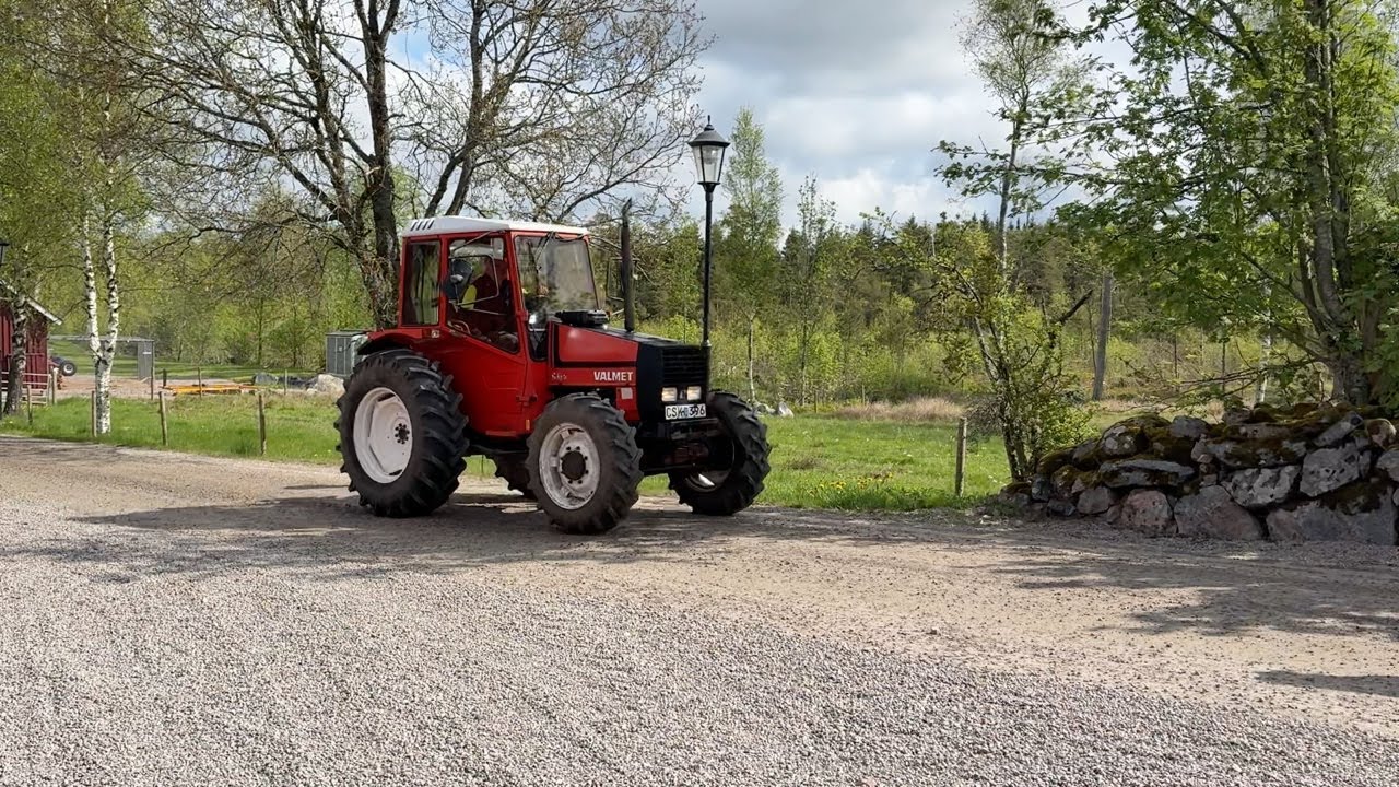 K&ouml;p Traktor Valmet 604-4 p&aring; Klaravik