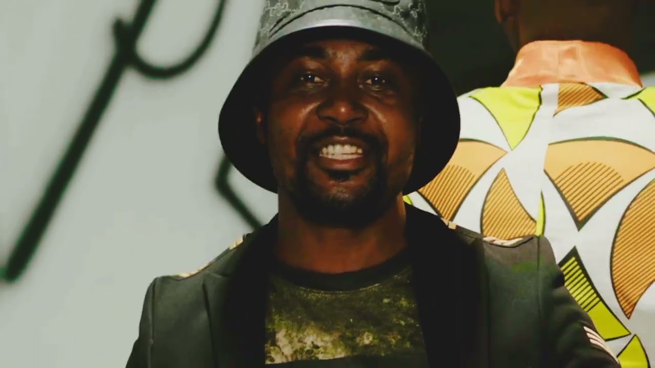 Junior Belinga feat John duchant (Je vais louer Dieu)  clip officiel by Bell Dominique