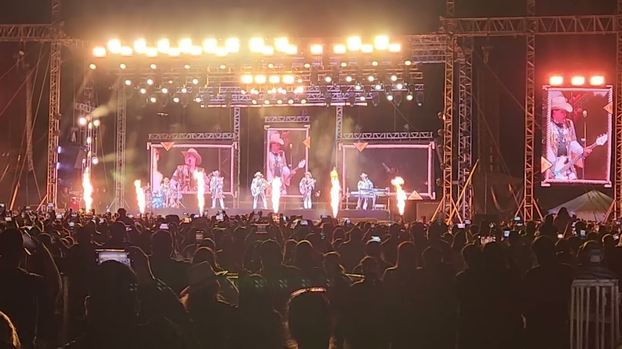 MI AMIGO BRONCO-BRONCO EXPO FERIA REYNOSA 2025 NO TENGO LOS DERECHOS DE LA MUSICA