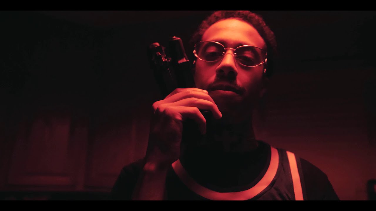 Tony Shhnow - No Look (Dir. Darko)