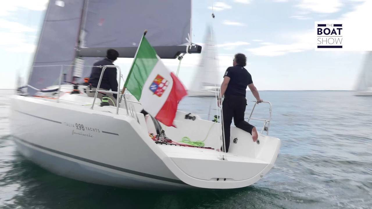 [ITA] ITALIA YACHTS 9.98 Fuoriserie - Review - The Boat Show