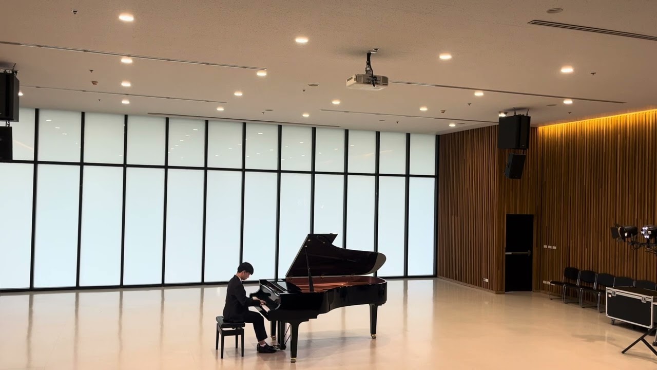 JS Bach Prelude and Fugue in F major BWV 856