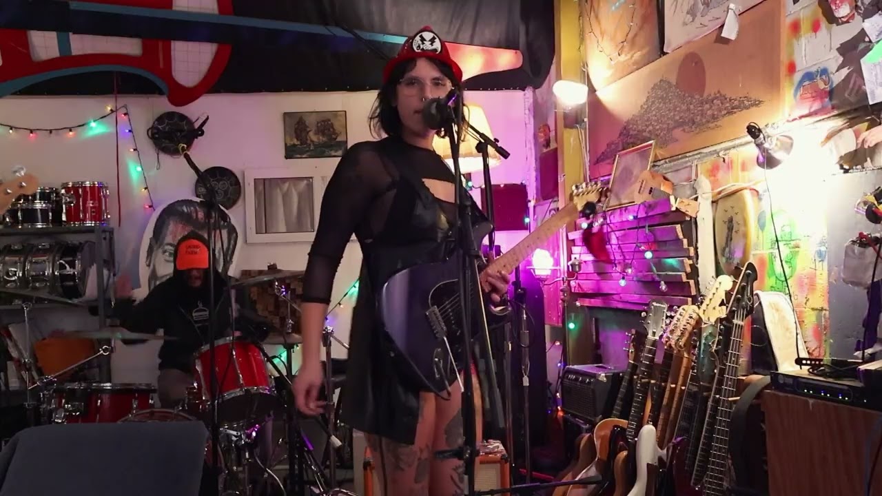 Rubix Pube - Rat in a Redbull | A Shards Session