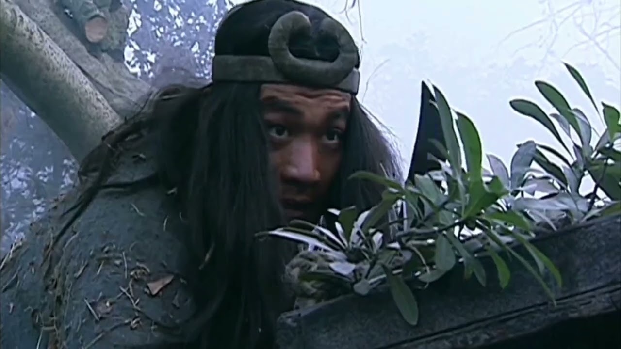 武松单臂擒方腊水浒传精彩片段