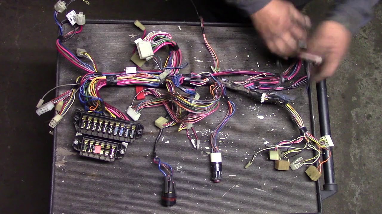 Lada Niva - Kabelbaum 1700