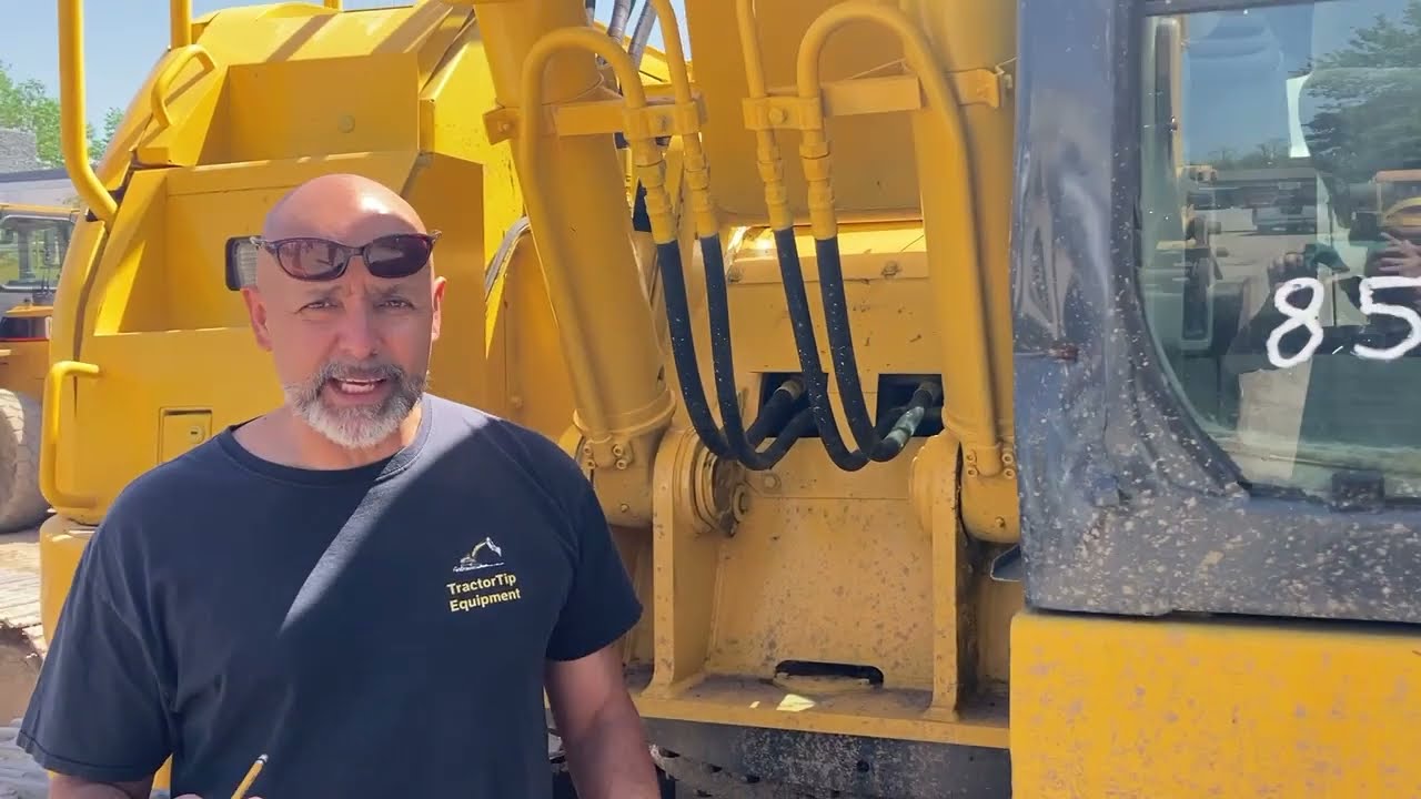 Kobelco SK235SRLC 1e review and walk around 185m