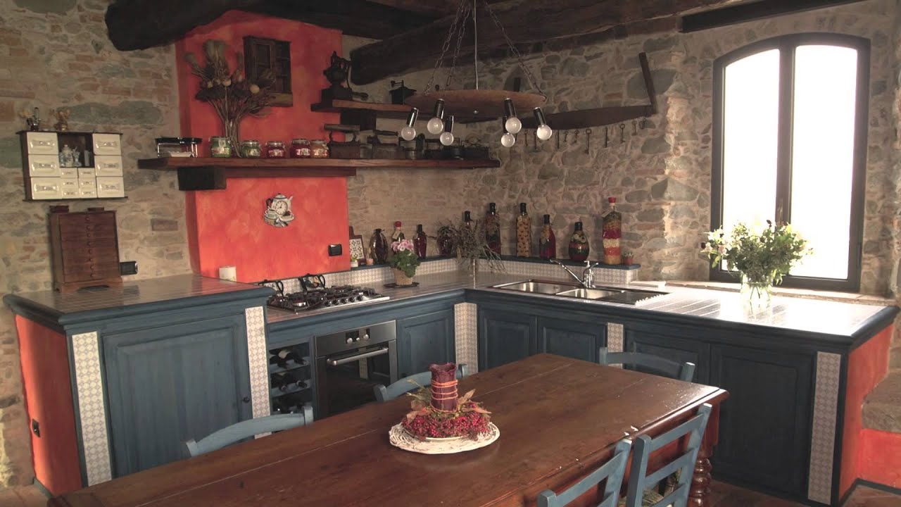 La cucina rustica in muratura di Zaccaria Monguzzi