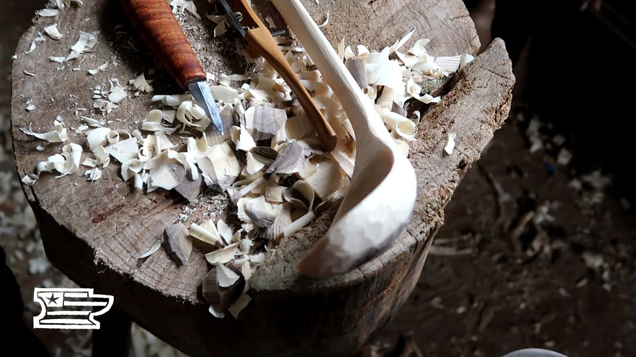 Silently Carving a Walnut Ladle with hand tools | Whittling green wood | Sloyd