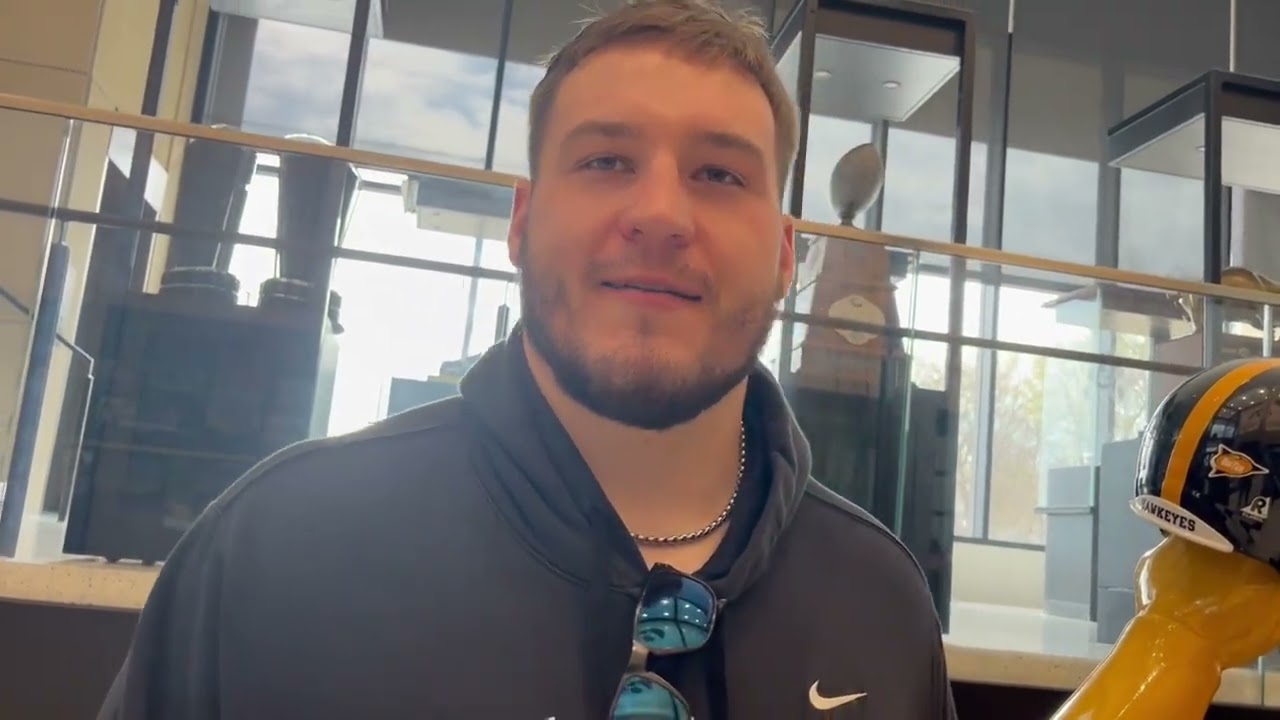 Beau Stephens bullish about Iowa football's offensive line in 2025