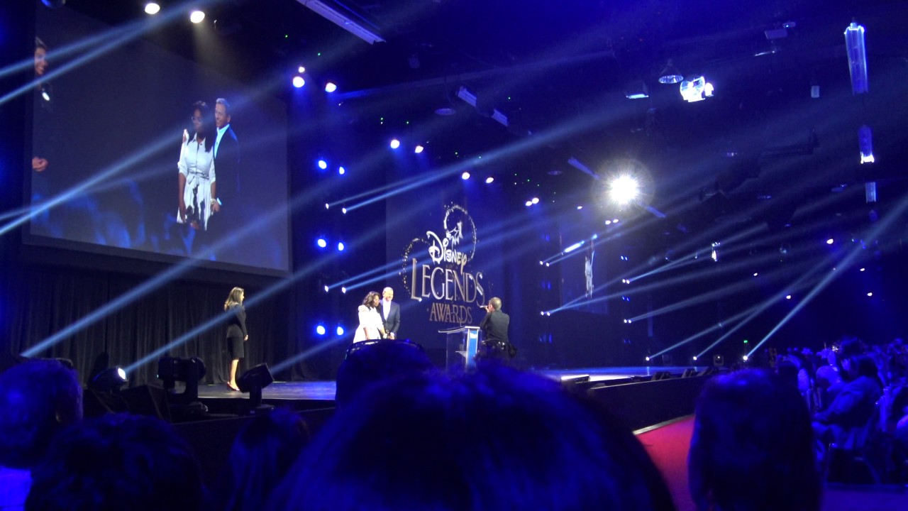Oprah Winfrey accepts DISNEY LEGEND AWARD, D23 Expo 2017