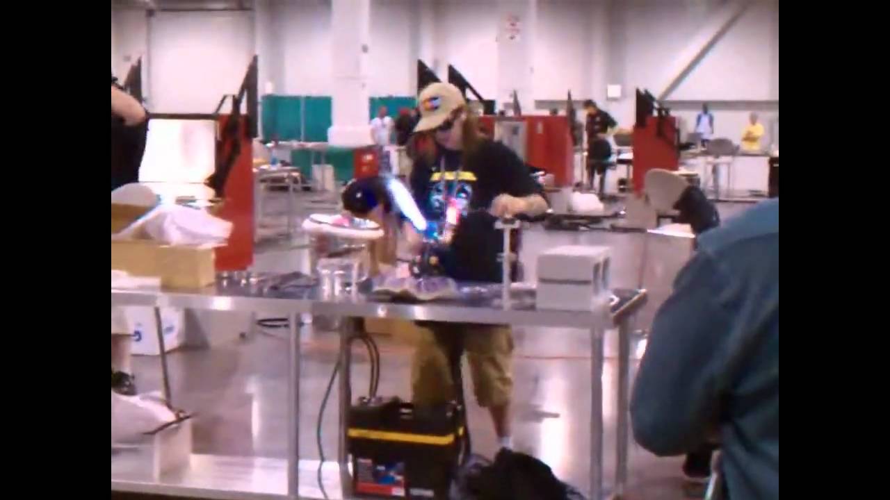 Chronic Glow at FLAME OFF competition at CHAMPS in Las Vegas.wmv