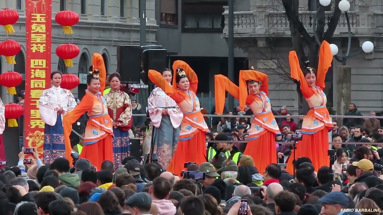 Capodanno cinese 2024 a Milano: Canti, danze, folclore
