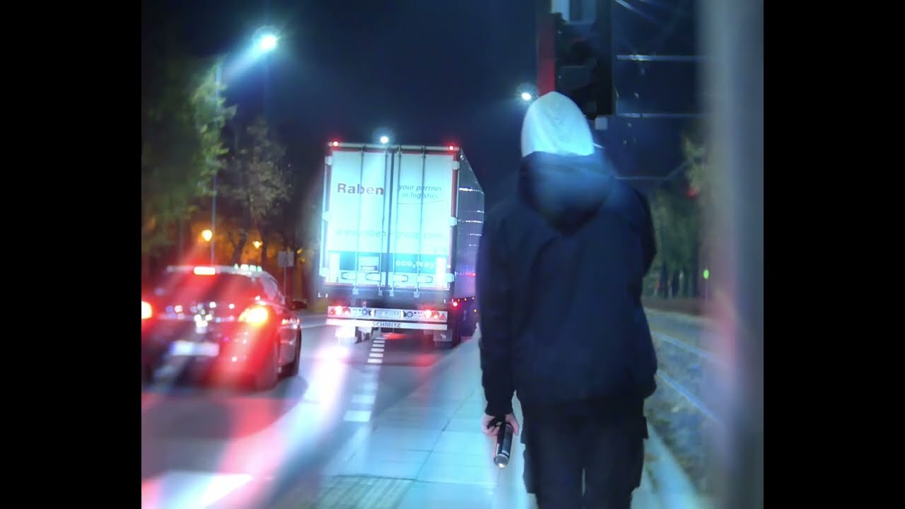 rabit - chce wykrzyczeć okres buntu (vizualizer)