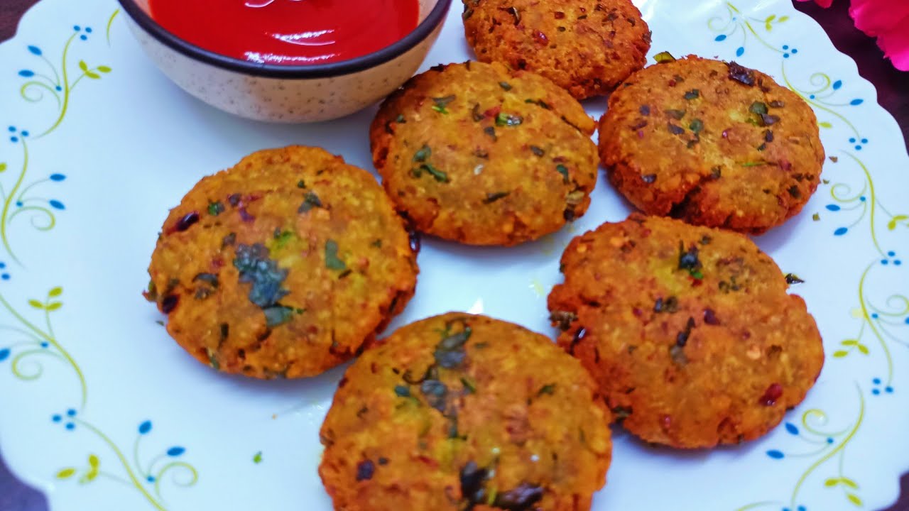Make a new spicy and crispy snack with just one cup of kidney beans. Rajma Cutlet Recipe | Snacks