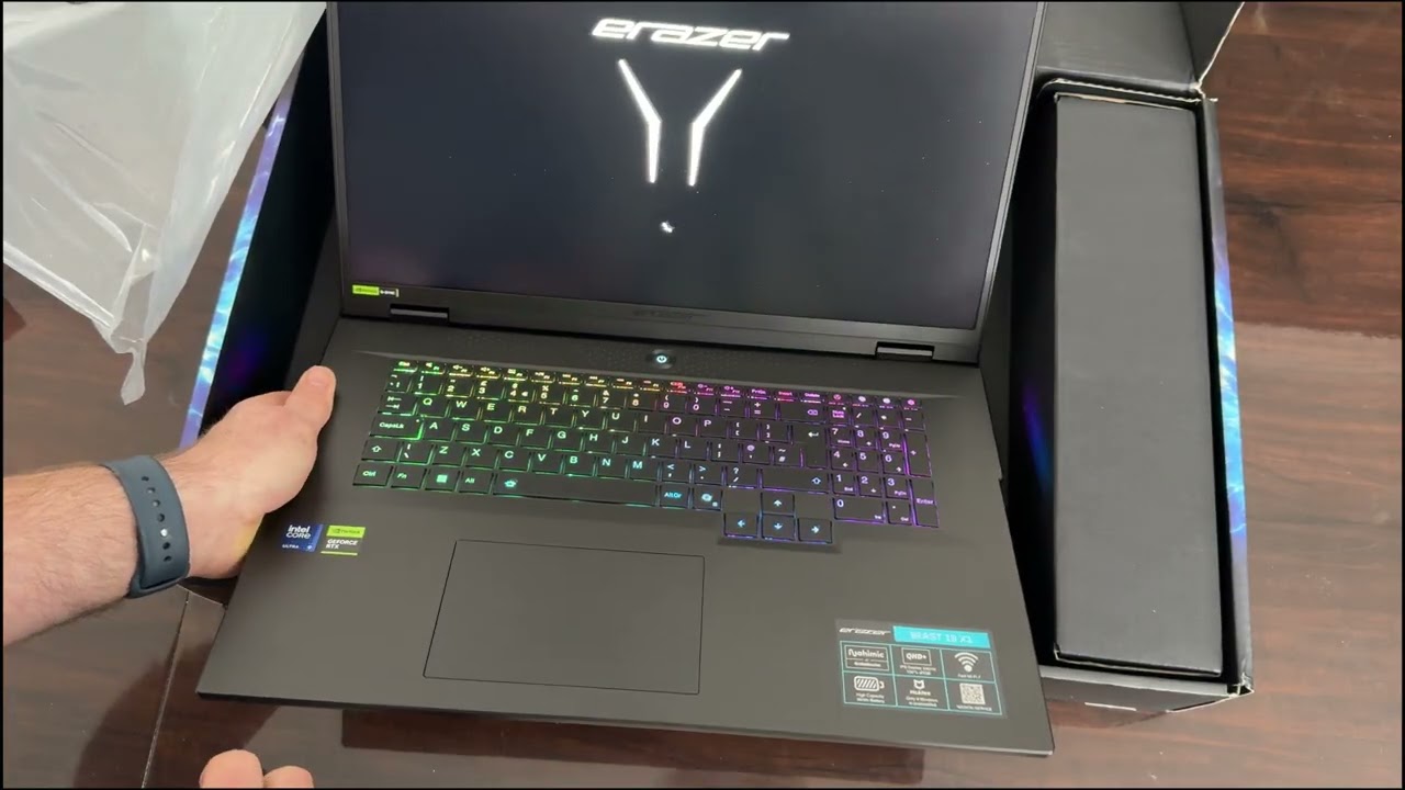 Medion Erazer Beast 18 Laptop Unboxing - RTX 5080/Ultra 9 275HX/240Hz Display