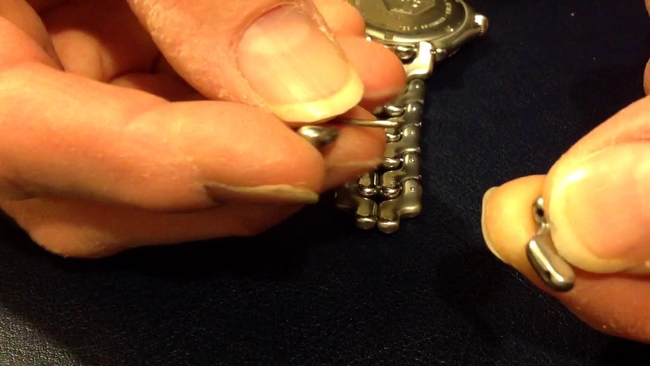 Removing Tag watch bracelet links