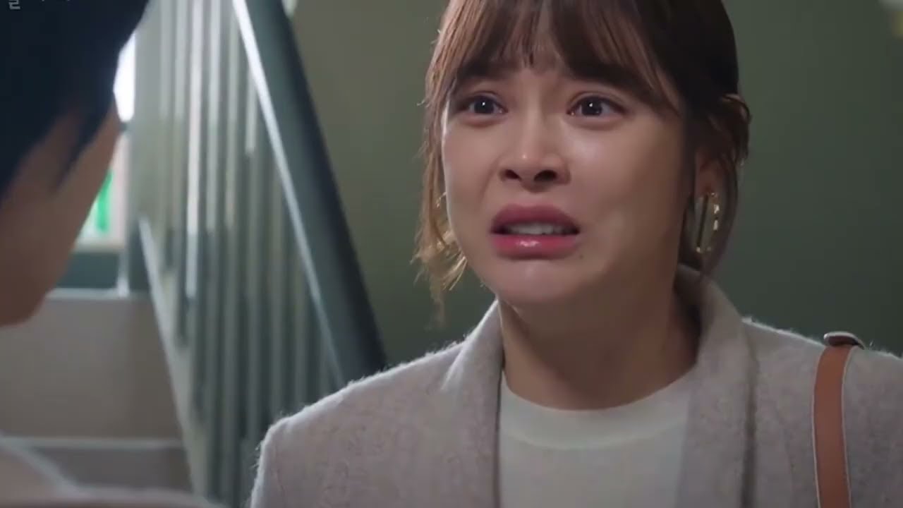 Broke Flight Attendant Seduces A Dying Billionaire For His $20 Billion Inheritance