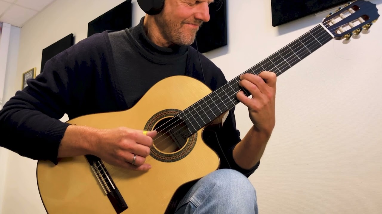 Applying Classical Right-Hand Techniques – My Own Etude