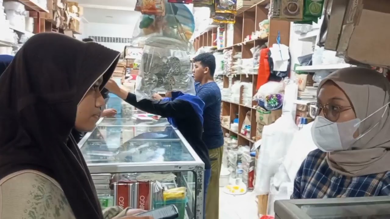 INTERVIEW CONSIGNOR DAN CONSIGNEE
