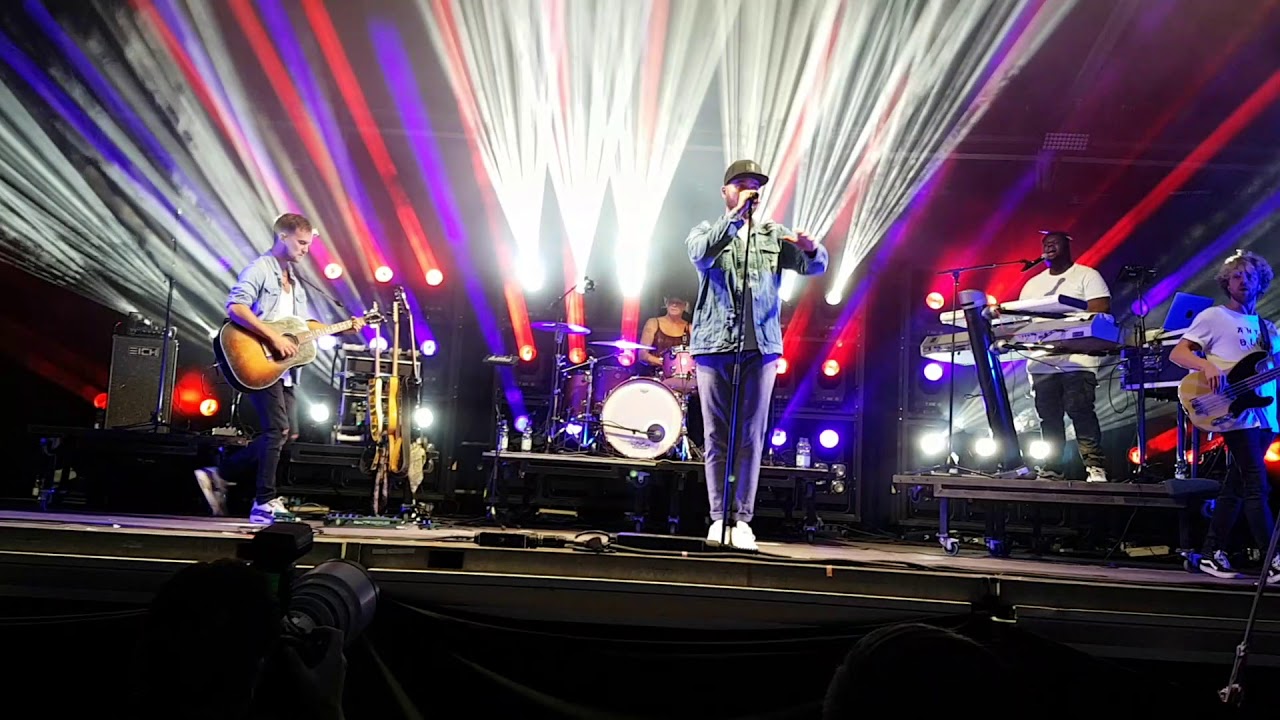 2019 Wulf without Miss Montreal but with Kobus Groen Live @ Sjwaampop : Scared of love