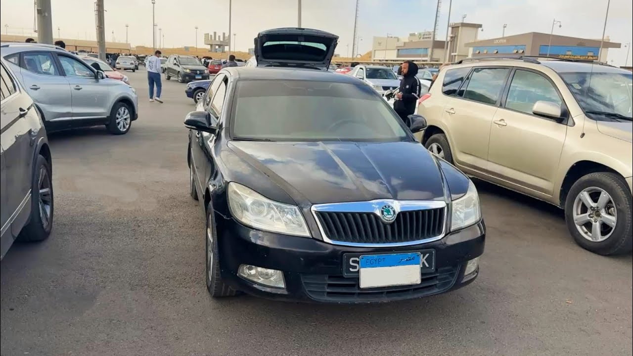 سوق السيارات في عربيات كتير جدا سعرها نزل عن الأول