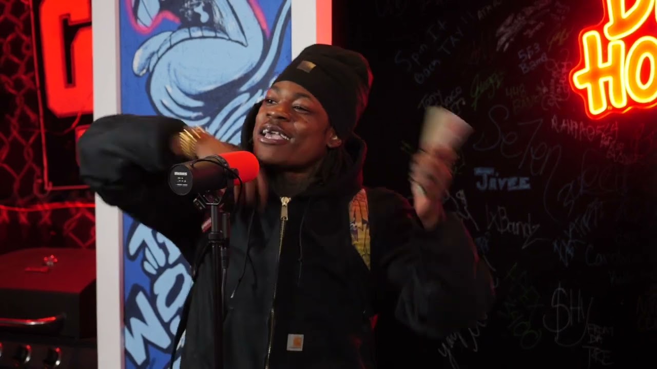 Lil Q “ Stop Playin “ Dog House Freestyle Performance 