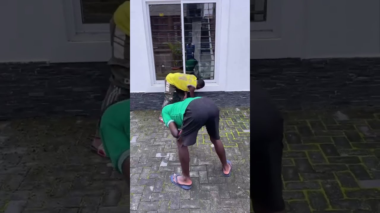 Entretien de pavé a douala. Ouvert a toute solution efficace en commentaire.